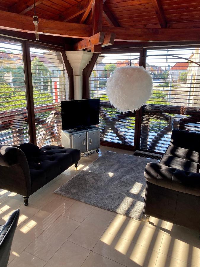 Sky Luxury Suite Keszthely Exterior foto